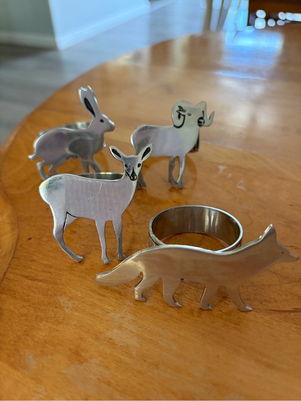 Pier One Cabincore Animal Napkin Rings Set of 4 Polished Silver Tone Metal